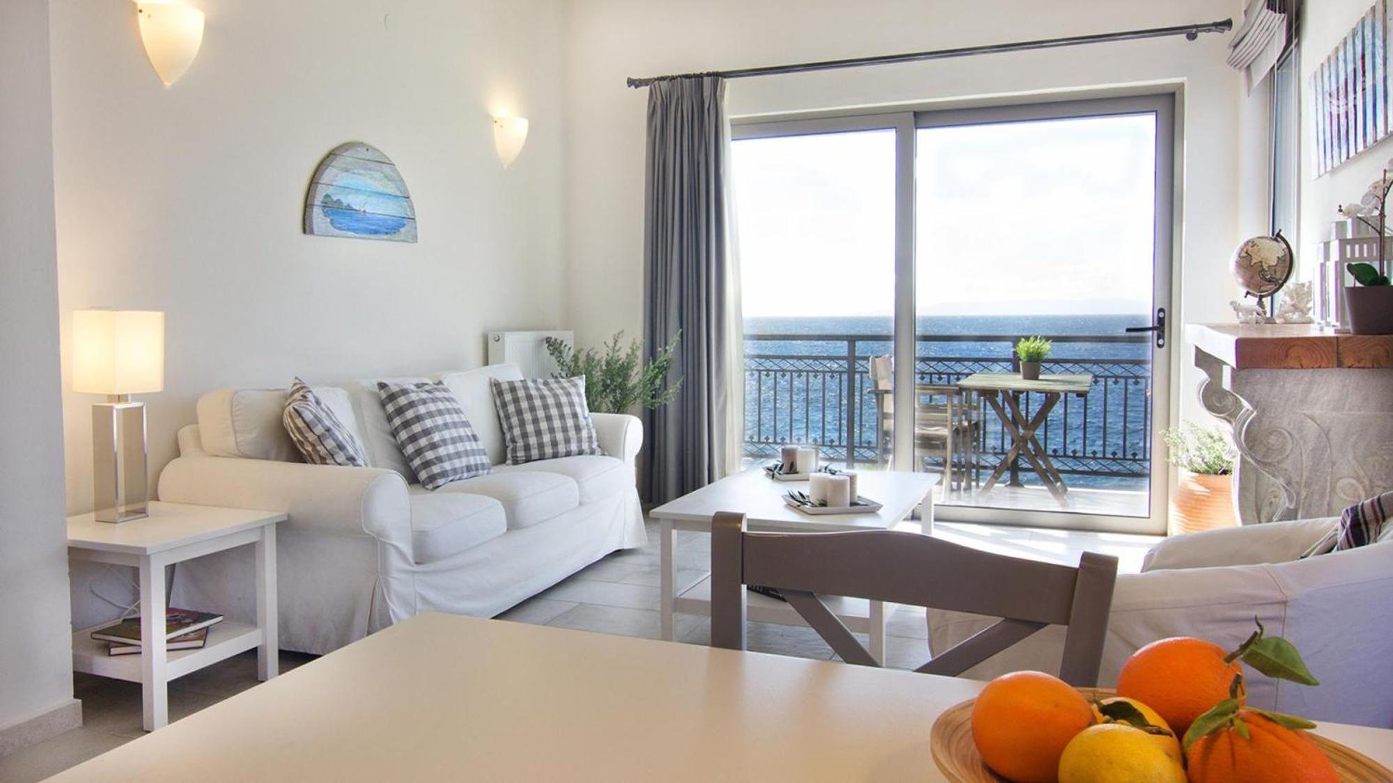 Mani Apartments Suites Ayos Nikolaos Dış mekan fotoğraf